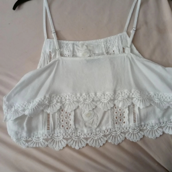 Fashion Nova Crop top - Picture 4 of 5